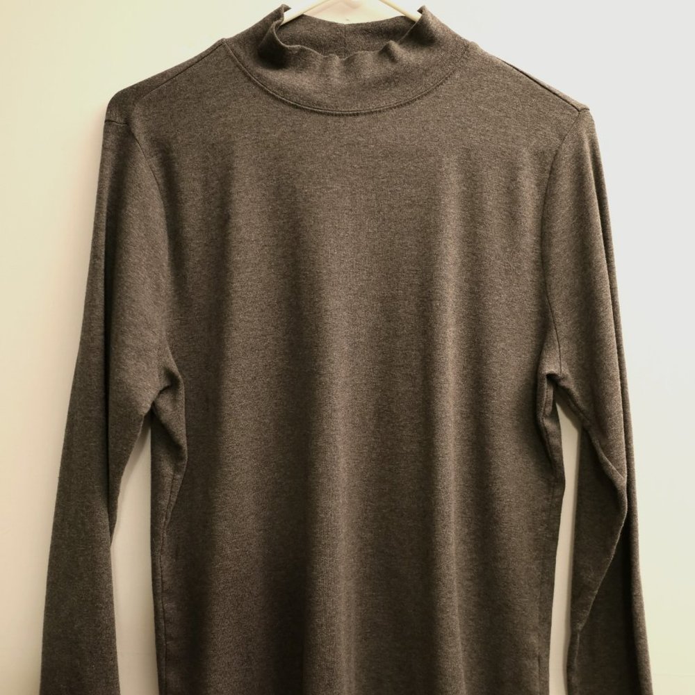 Chart Club Mock Neck
